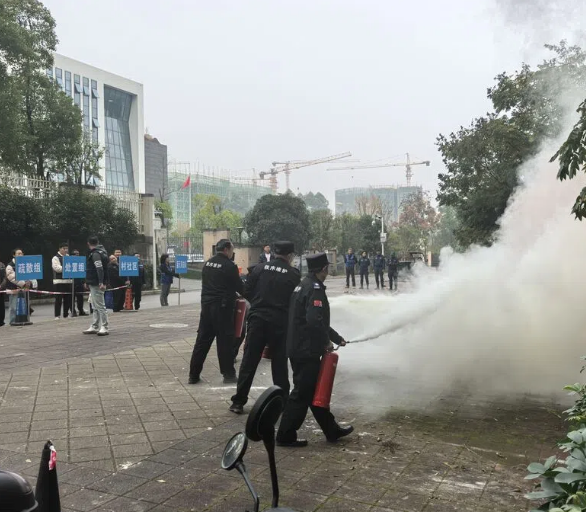 bae82100-9bb5-48d1-8f69-923847a26472.png bae82100-9bb5-48d1-8f69-923847a26472.png